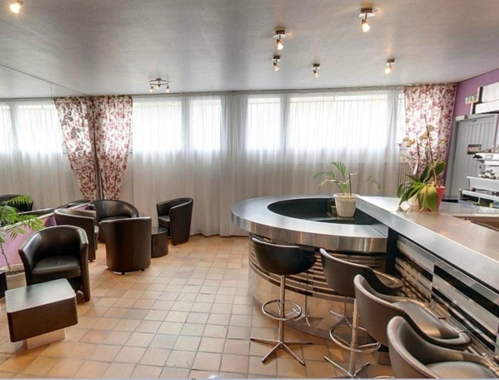Brit Hotel Cahors - Le Valentré Buitenkant foto